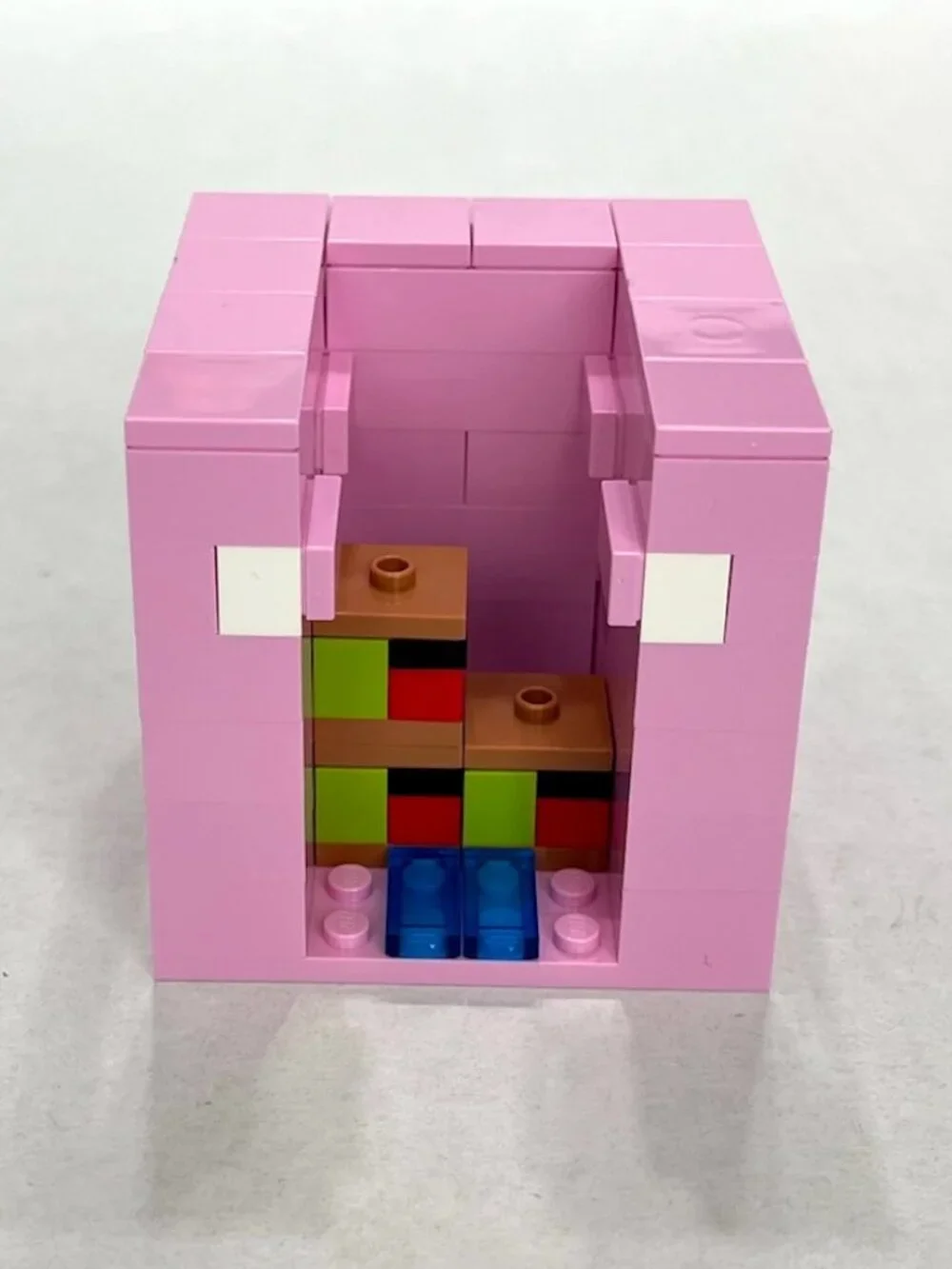 LEGO Minecraft The Pig House #21170 RETIRED